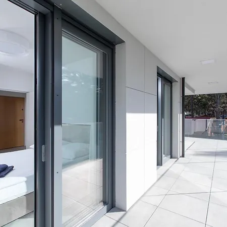 Hevenia - 2 * Погожелица