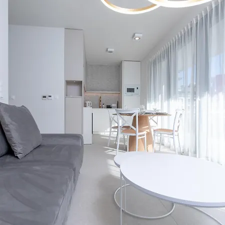 Hevenia - 2 Апартаменты Погожелица